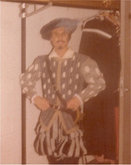 Scott in costume for La Loca